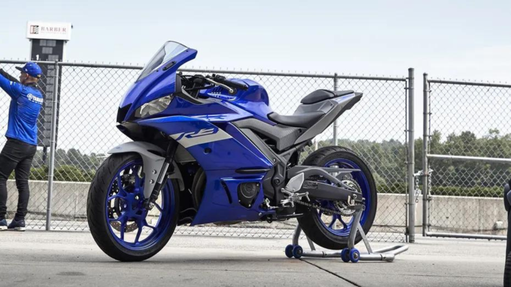 Yamaha R3 launch date in India 2023